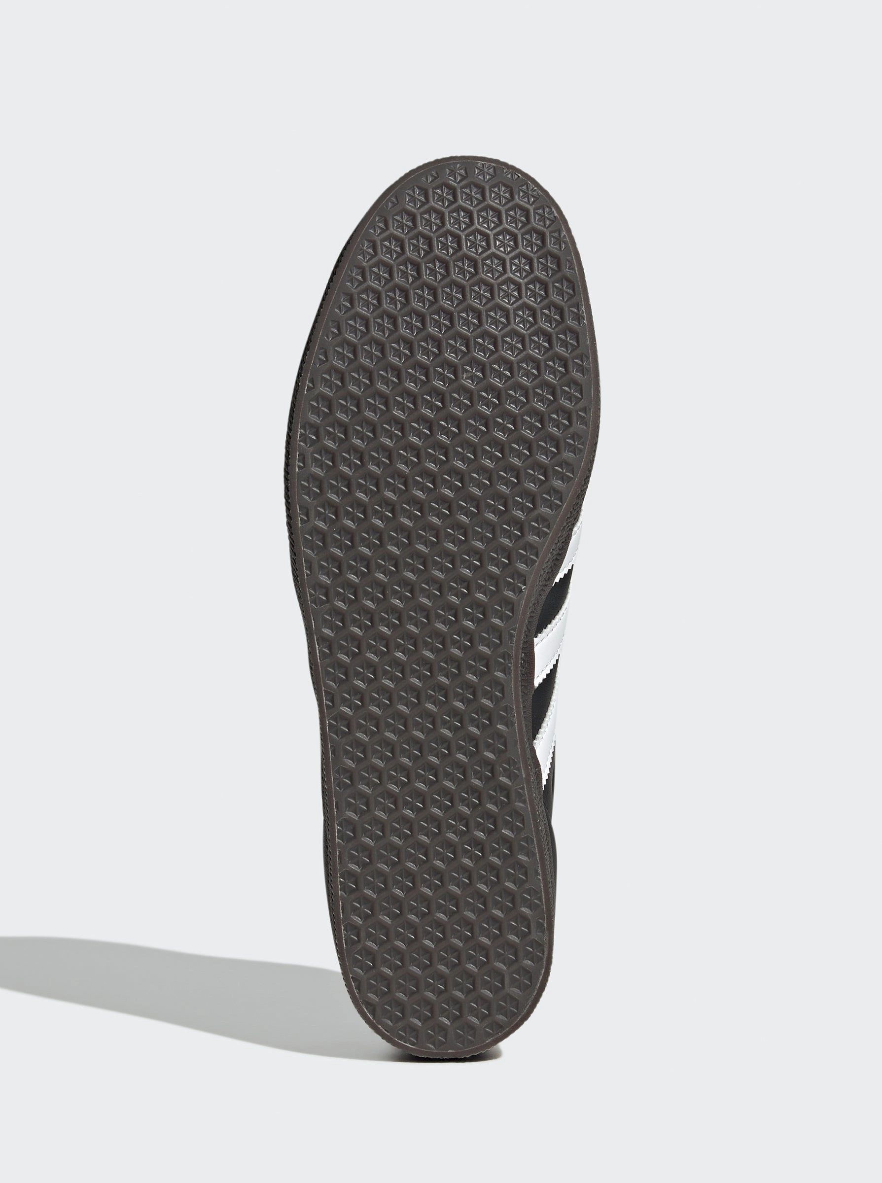 Gazelle Unisex weekend running shoe time frame Microtextured Grip Surface