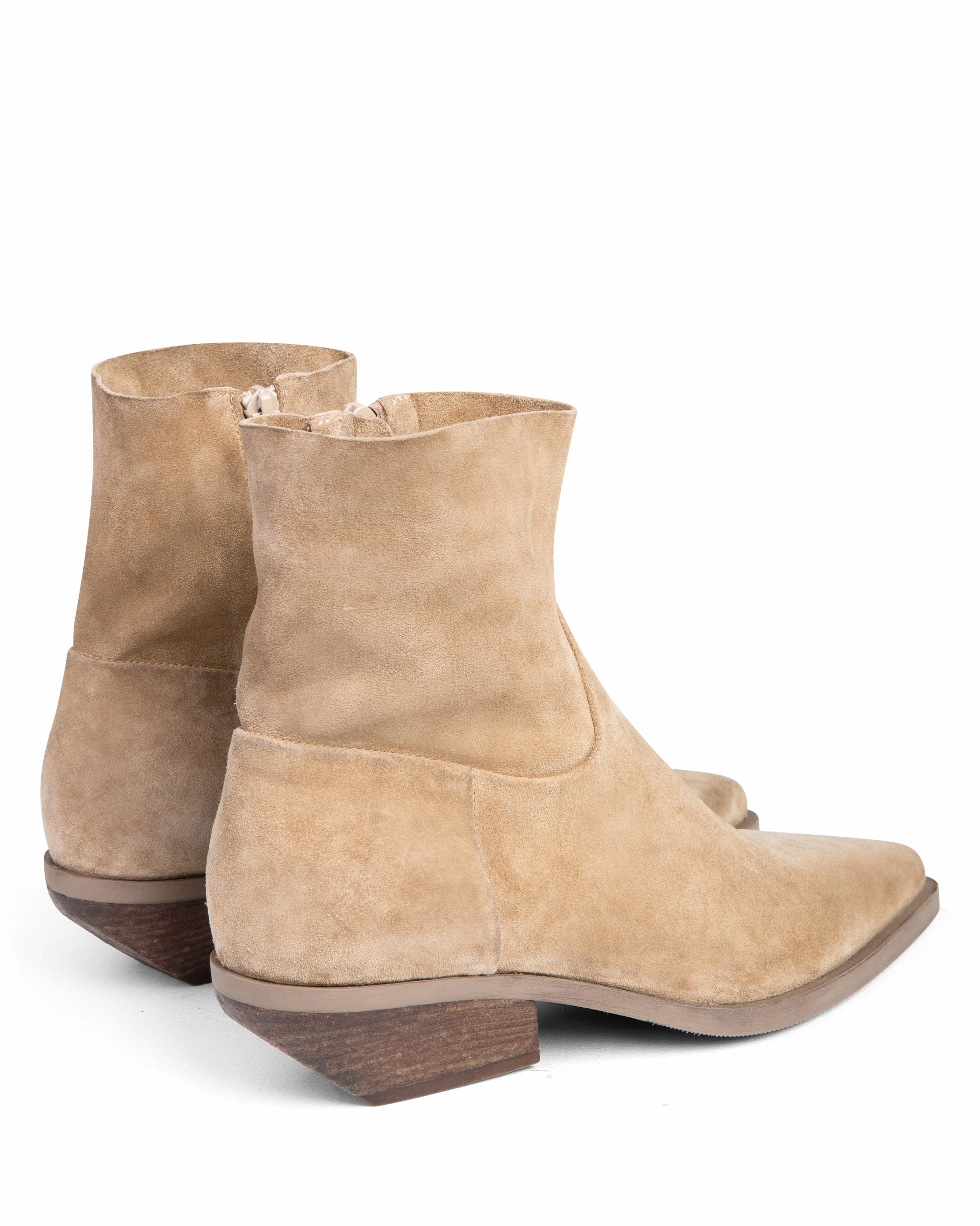 Weekend Ready Western Ankle Boot Beige Suede E4519