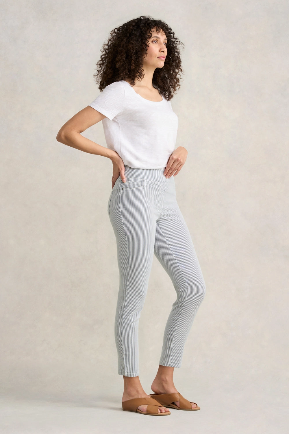 Bengajean?  7/8 Seersucker - Navy & White Stripe Sleek Look Durable Athlete Fit Travel Outfit