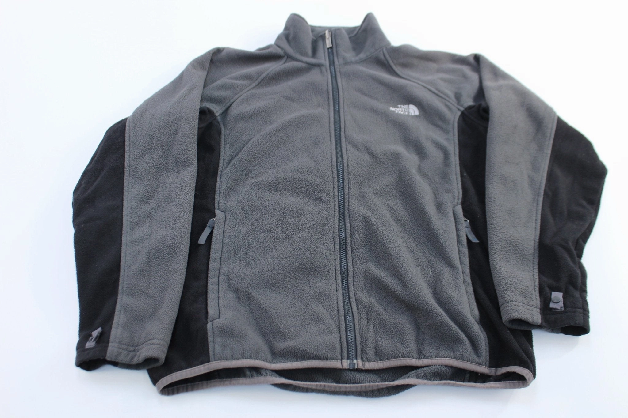 Hexagonal Quilted Pattern The North Face Embroidered Logo Grey & Black Fleece Jacket