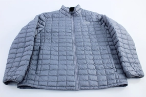 Stroll Functional Wear The North Face Embroidered Logo Grey Puffer Jacket