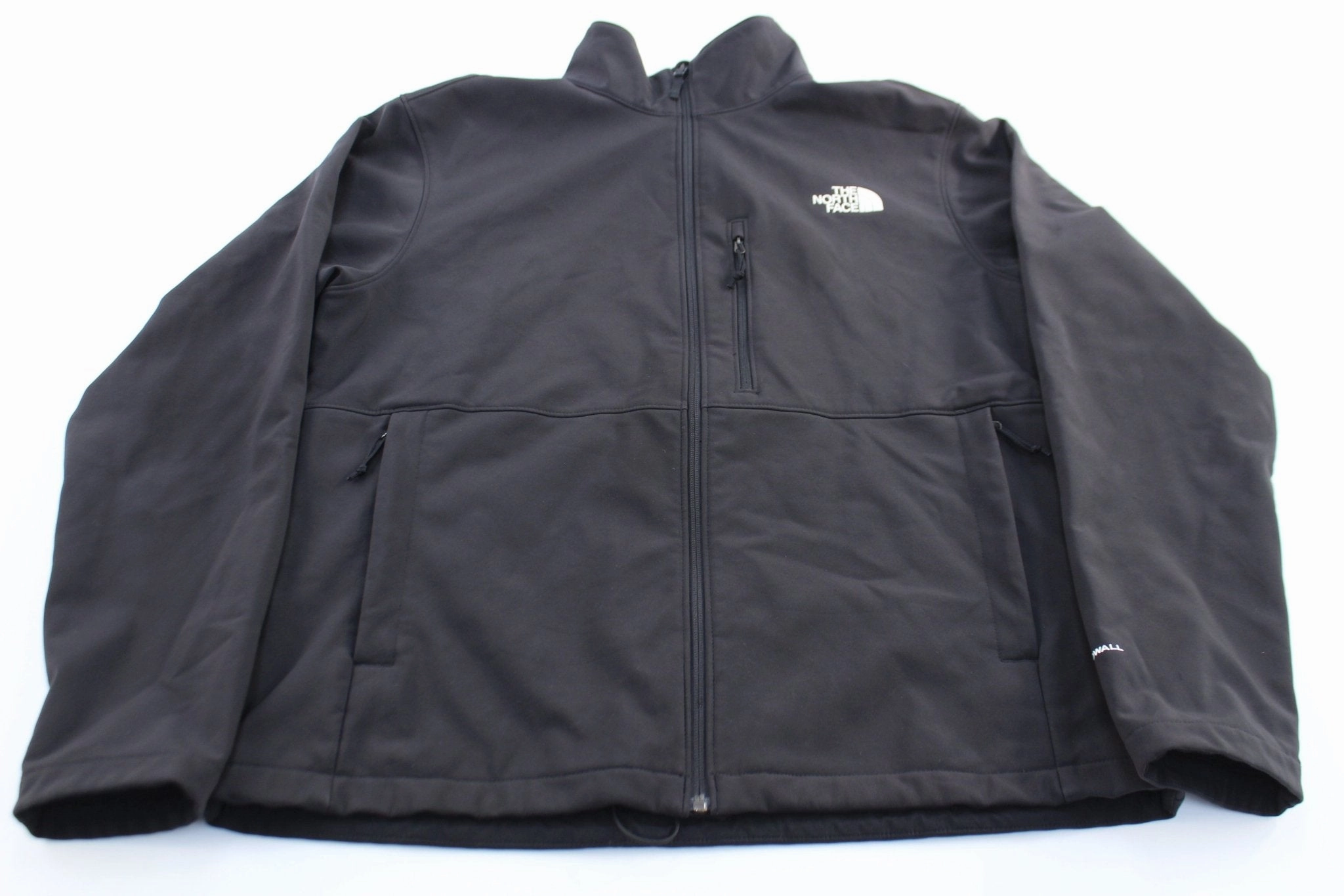 Comfort Fit models The North Face Logo Black Windwall Zip Up Jacket