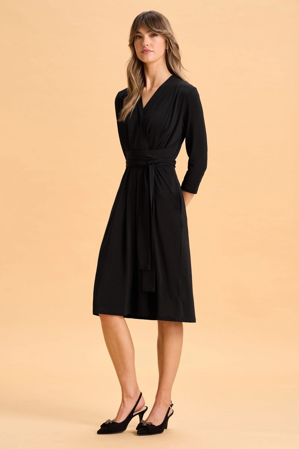 Sophisticated Line Tie Waist Jersey Dress - Black