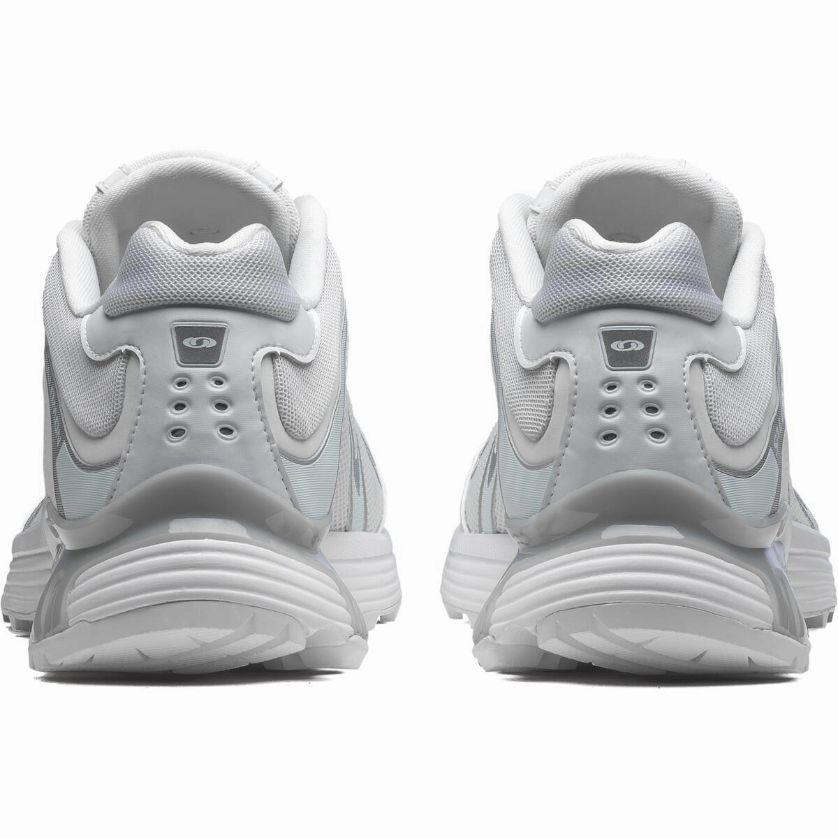 XT-Whisper White/Lunar Rock/Ftw Silver L47761900 ventilated design shoes