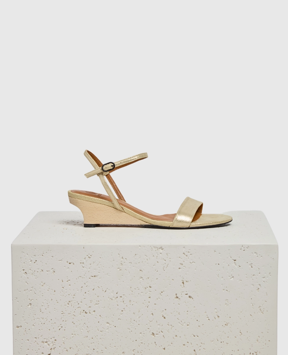 Venti Demi-Wedge Sandal Non Slip Outsole Grip