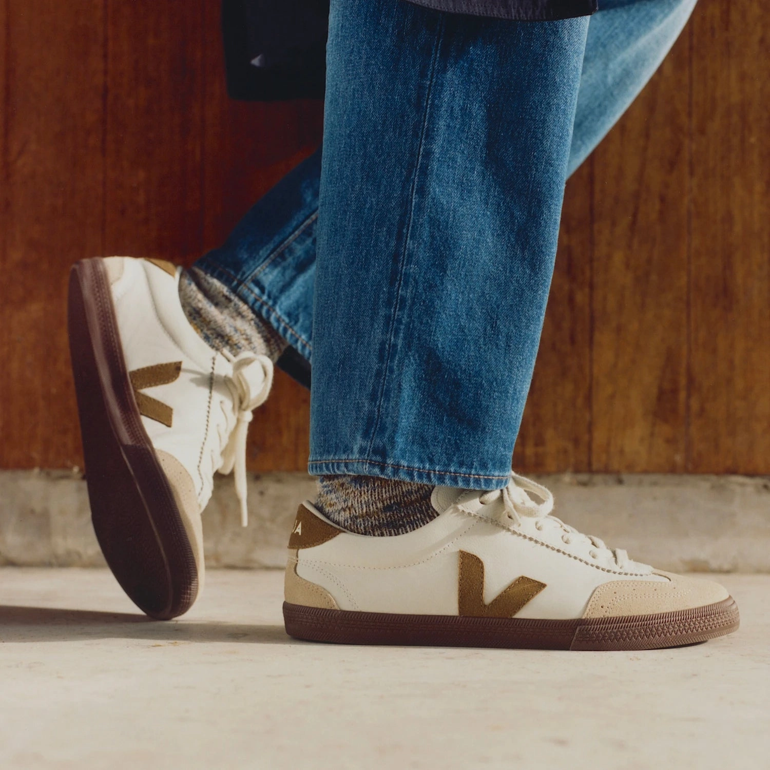 W Volley White/Tent/Bark O.T. Leather Light Reflective