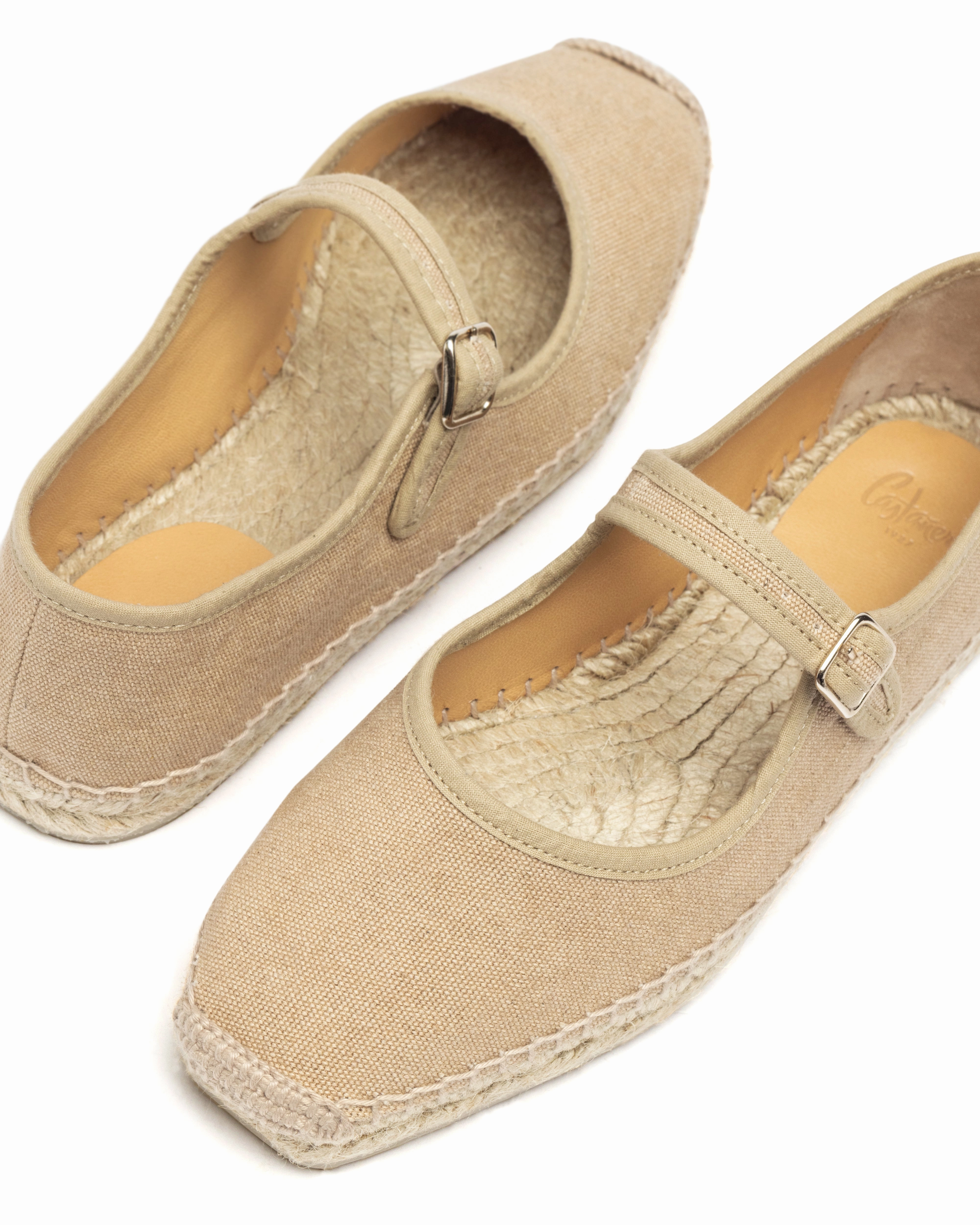 Breathable mesh upper Light Touch Padua Mary Jane Sand Espadrille