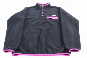 mountain vacation sports practice Women's Patagonia Synchilla Pink & Black Snap-T Fleece Pullover