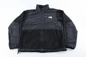 Women's The North Face Embroidered Logo Black Zip Up Jacket Urban Lifestyle