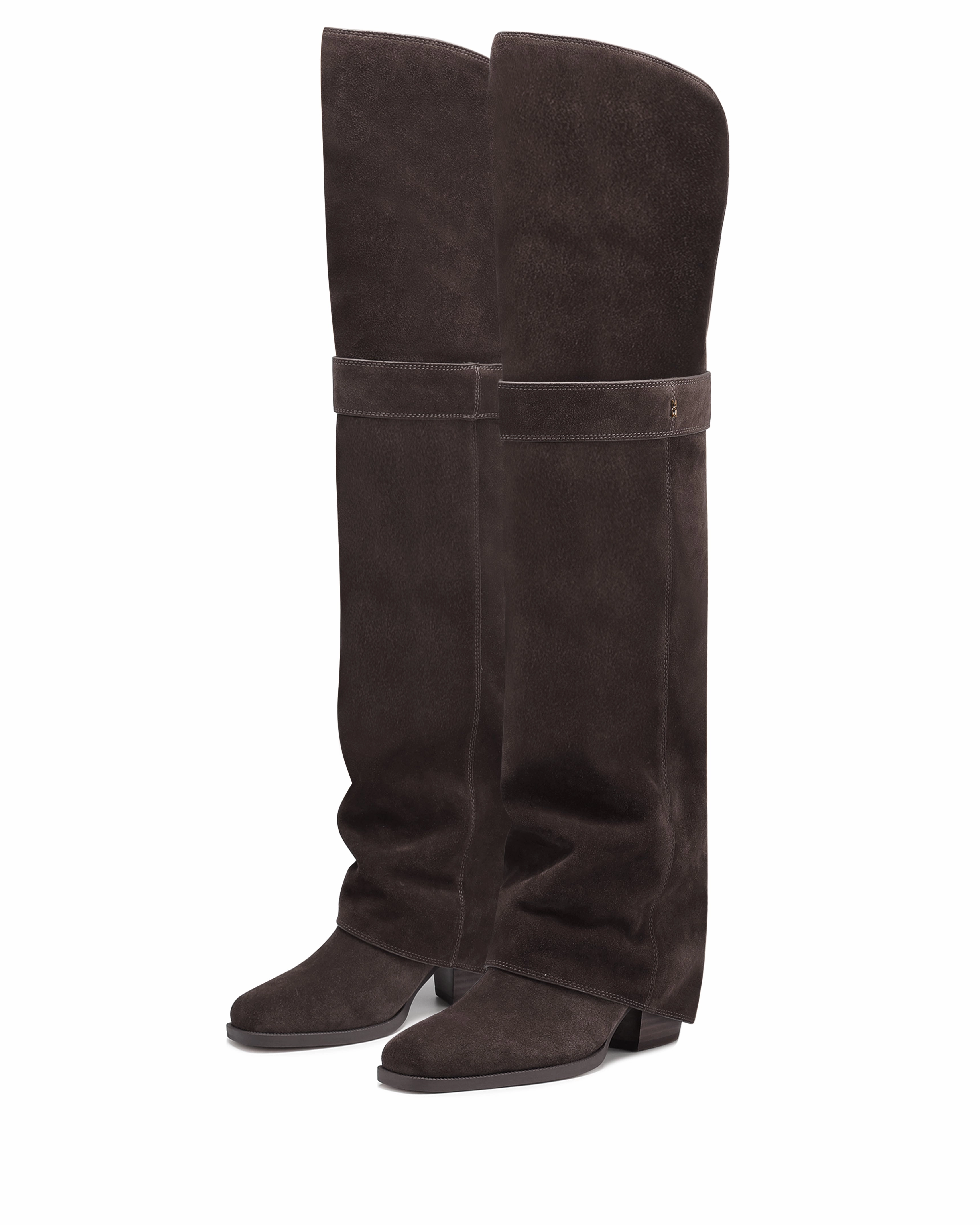 Edgy style Essential Look Wonder Brown Suede