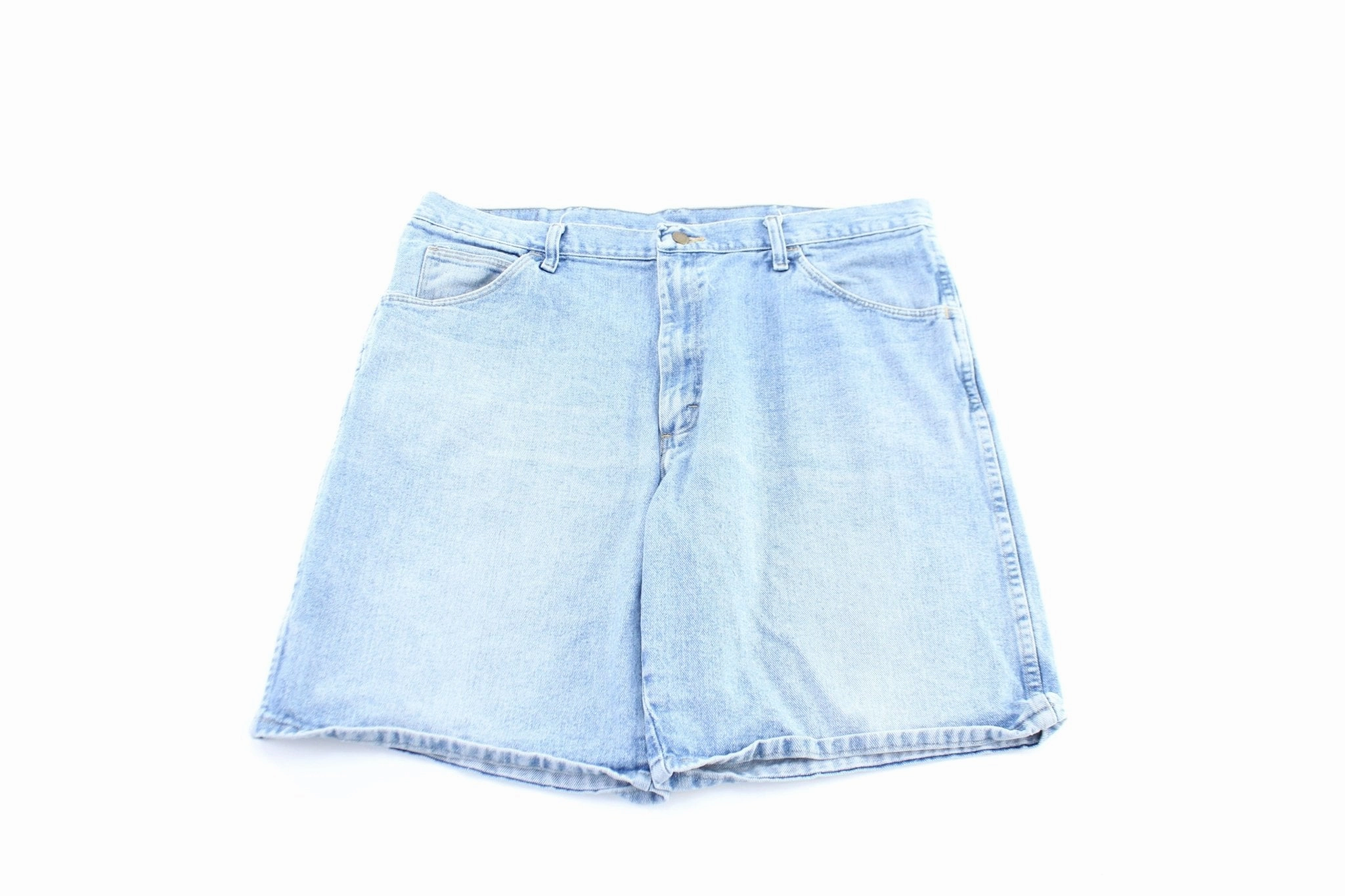 Stay Comfortable Lounge-friendly Wrangler Light Wash Denim Shorts