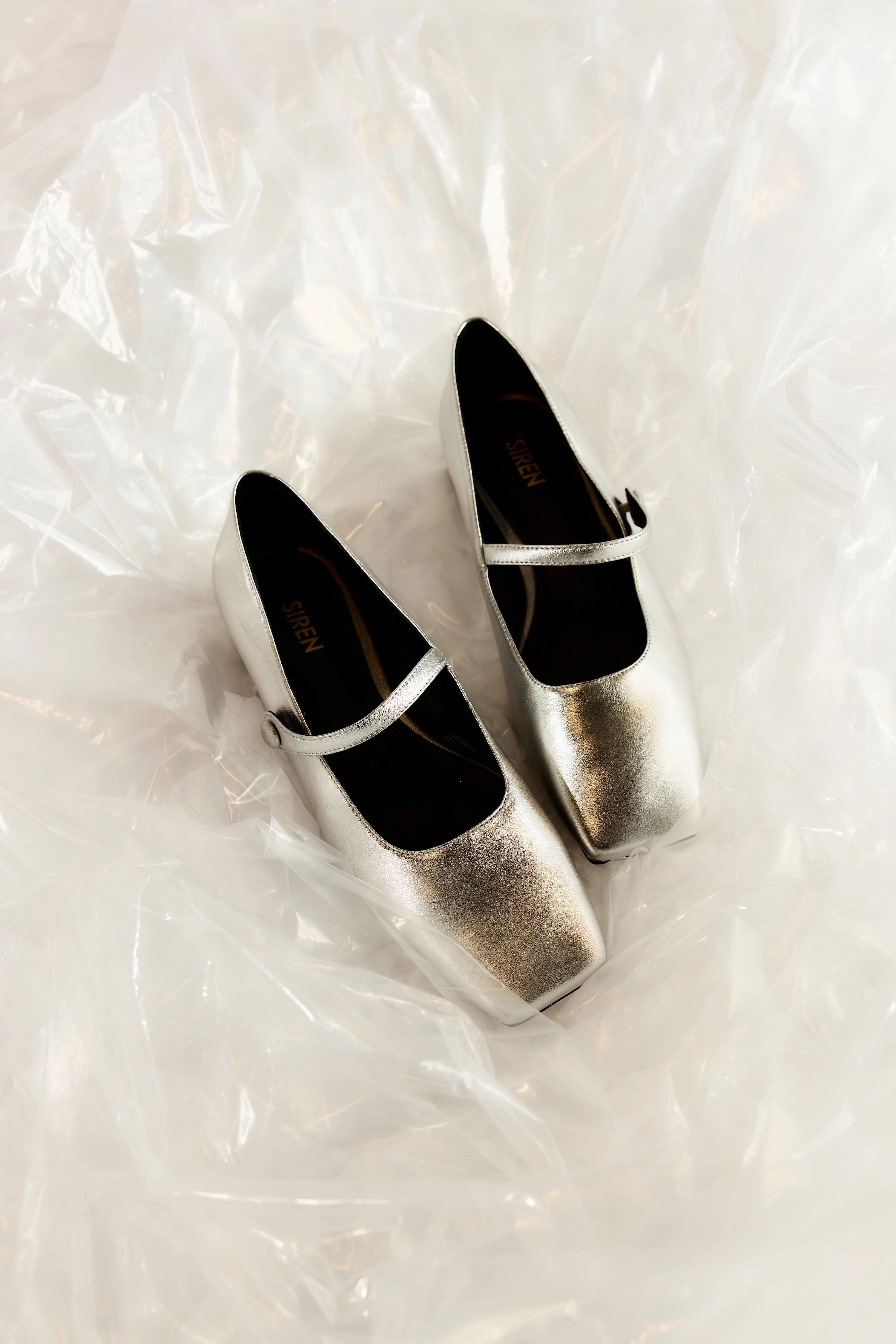 Bridge Glow Versatile Design Xandria Square Toe Ballets - Silver Metallic Leather