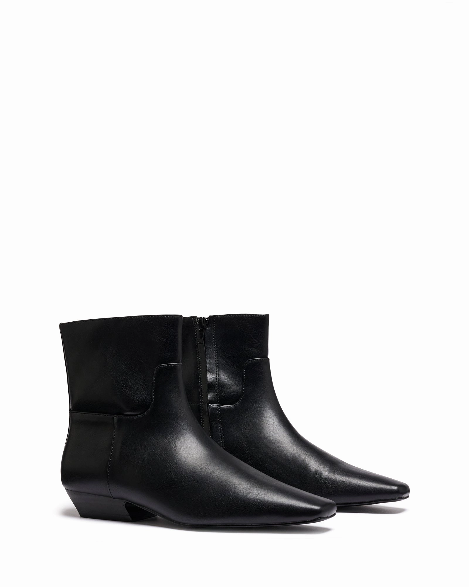 Warm Core Xanthe Ankle Boot Black Smooth