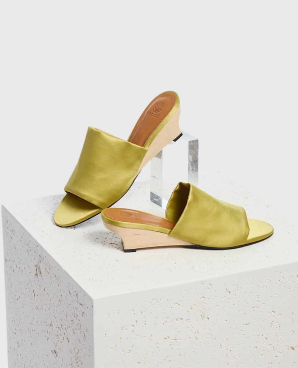 Minimalist Soft Cushioning Shoes Via Demi-Wedge Sandal